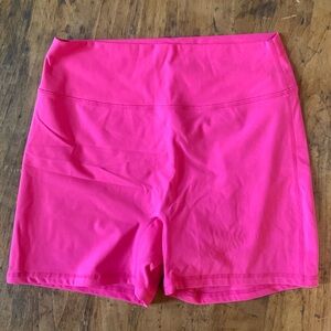 Buffbunny Legacy Pink Shorts L